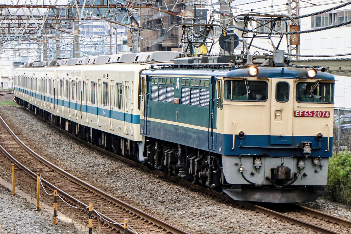 JR貨物 新鶴見機関区 EF65 2074