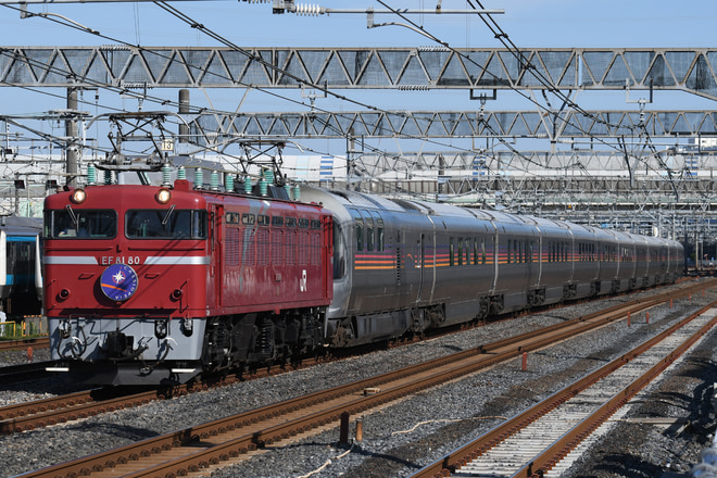 田端運転所EF81形EF81-80を蕨～南浦和間で撮影した写真