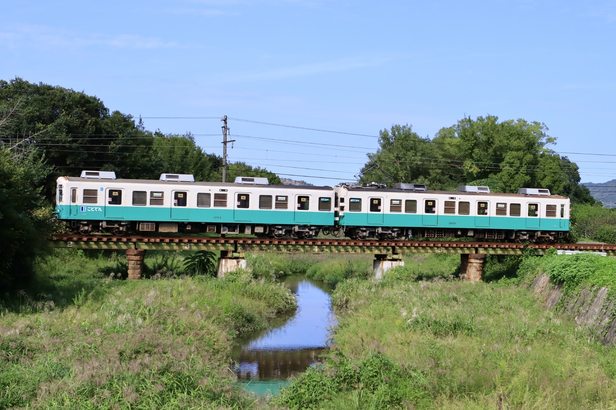 高松琴平電気鉄道 仏生山工場 1200形 1253