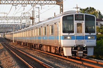 小田急電鉄1000形1057Fを愛甲石田～本厚木間で撮影した画像