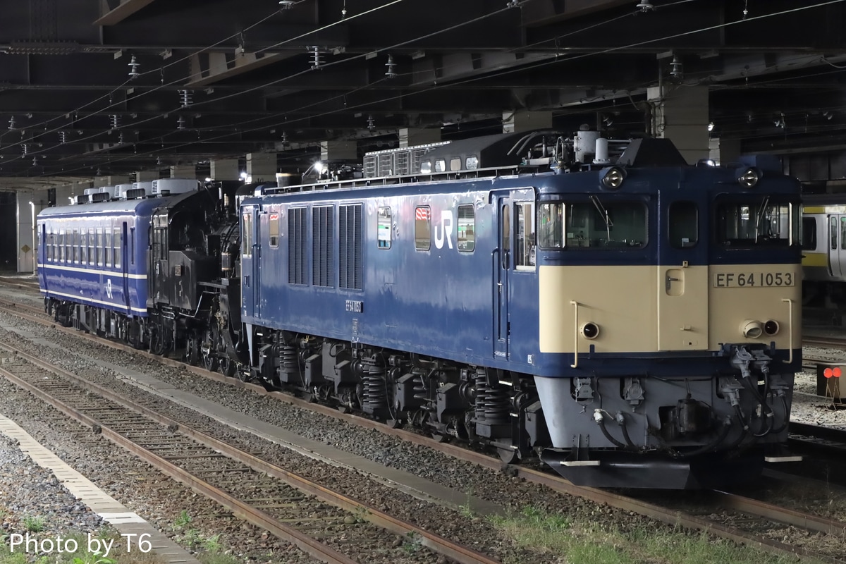 JR東日本  EF64 1053