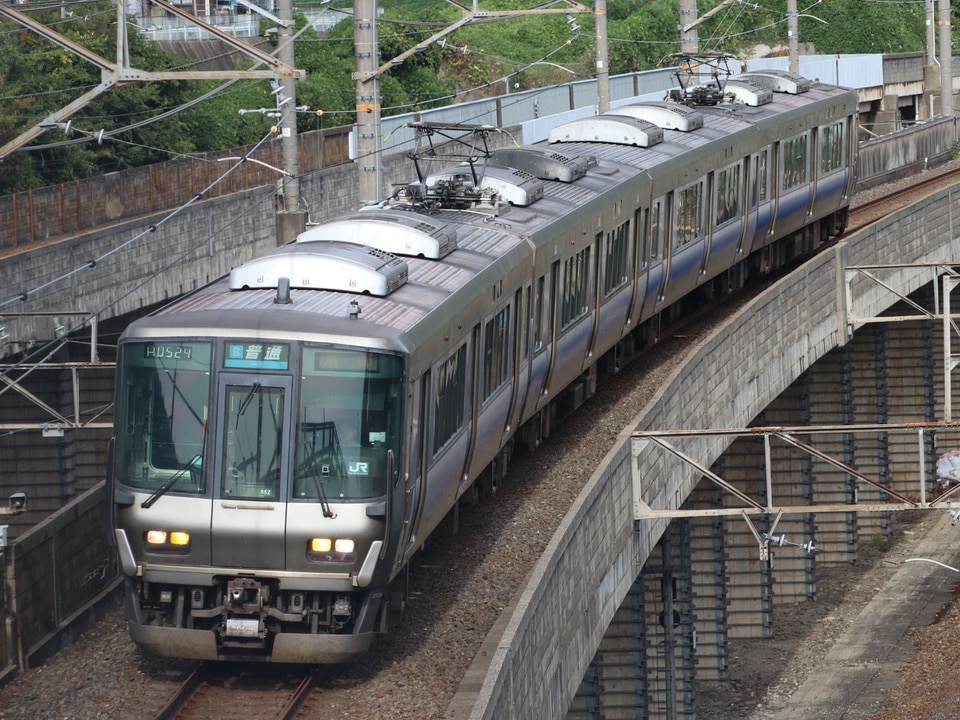 JR西223系RS52編成<br class="br-sp" />(R52編成)の写真
