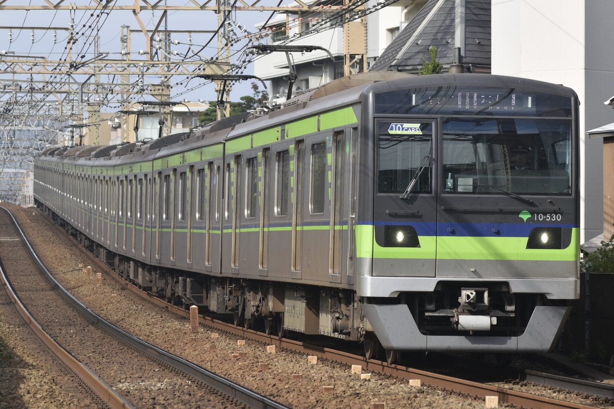 東京都交通局 大島車両検修場 10-300形 10-530編成