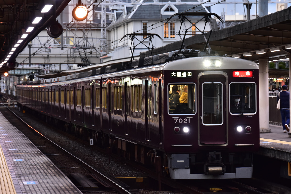 阪急電鉄 西宮車庫 7000系 7021F