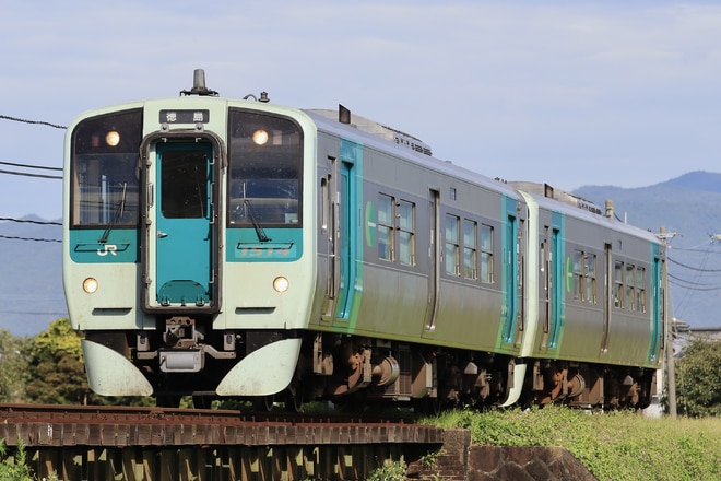 徳島運転所1500形1514を牛島～下浦間で撮影した写真