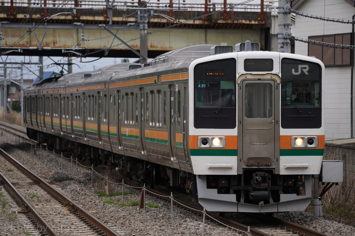 JR東日本 高崎車両センター 211系 タカA37編成