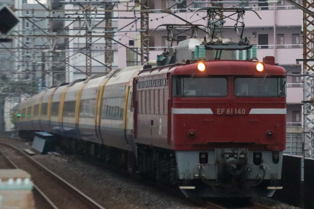 JR東日本  EF81 140