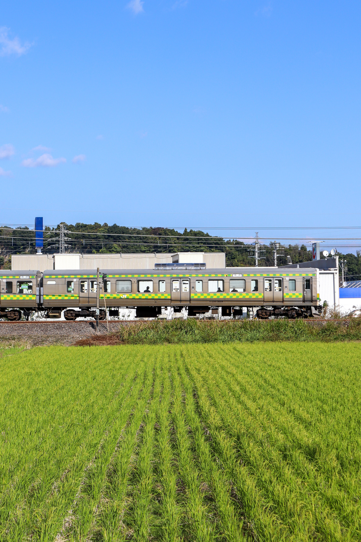 JR東日本  211系 A28編成