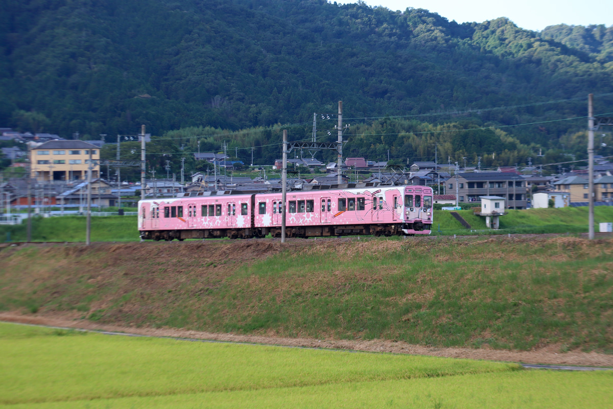 伊賀鉄道 上野市車庫 200系 202F