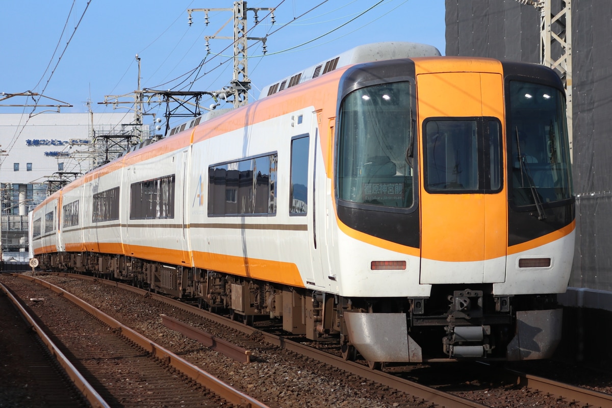 近畿日本鉄道 西大寺検車区 22000系 AL18