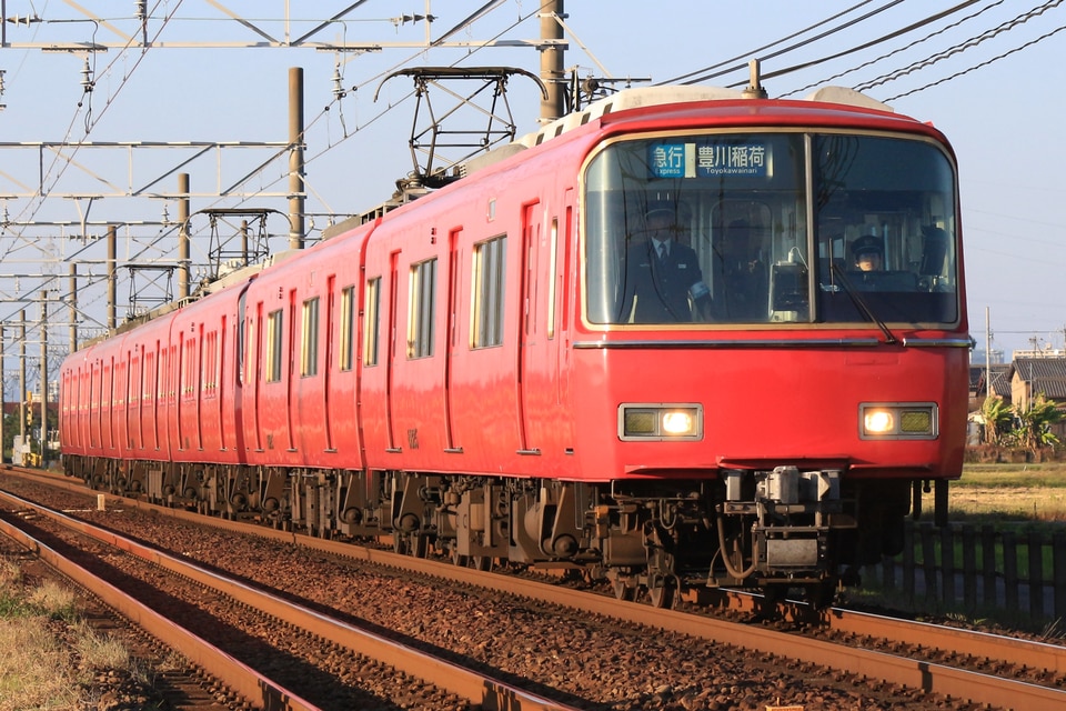名鉄6800系6825F<br class="br-sp" />(6825編成)の写真
