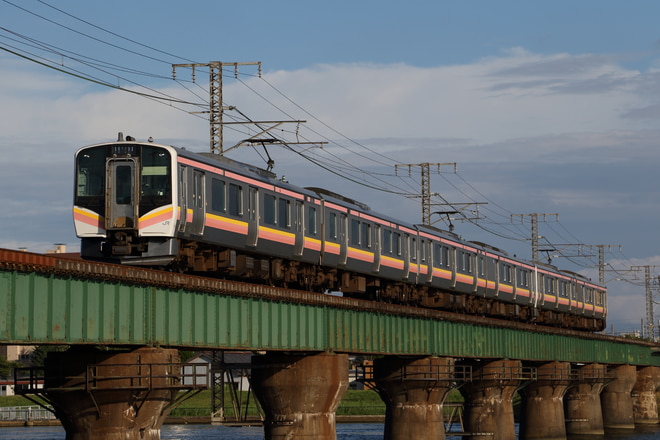 E129系を新潟～白山間で撮影した写真