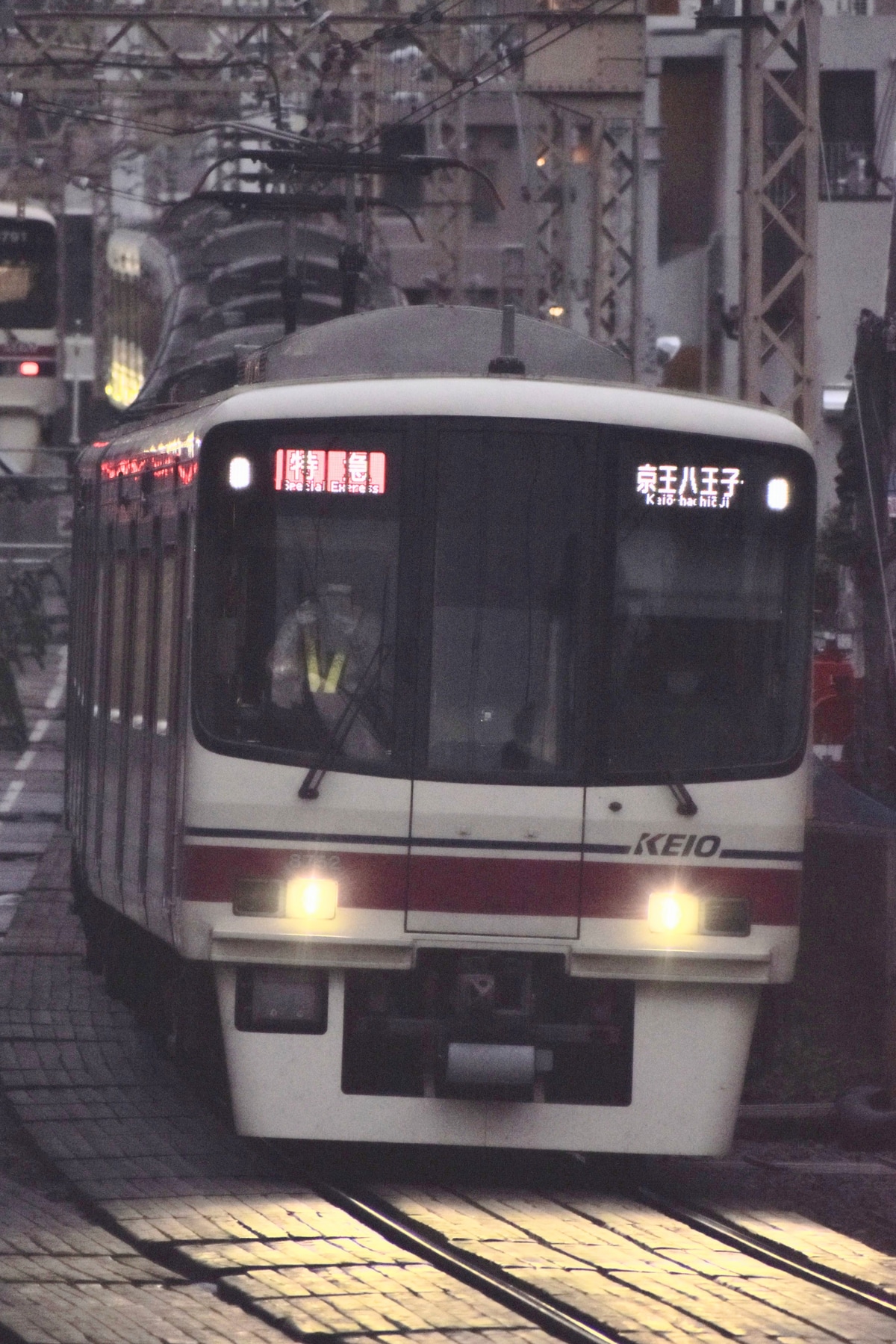 京王電鉄 若葉台検車区 8000系 8702F