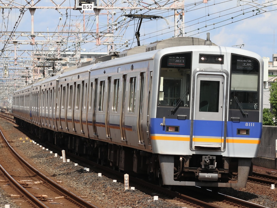 南海8000系8011F<br class="br-sp" />(8011編成)の写真