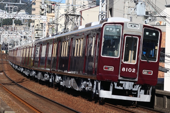 西宮車庫8000系8002Fを王子公園駅で撮影した写真