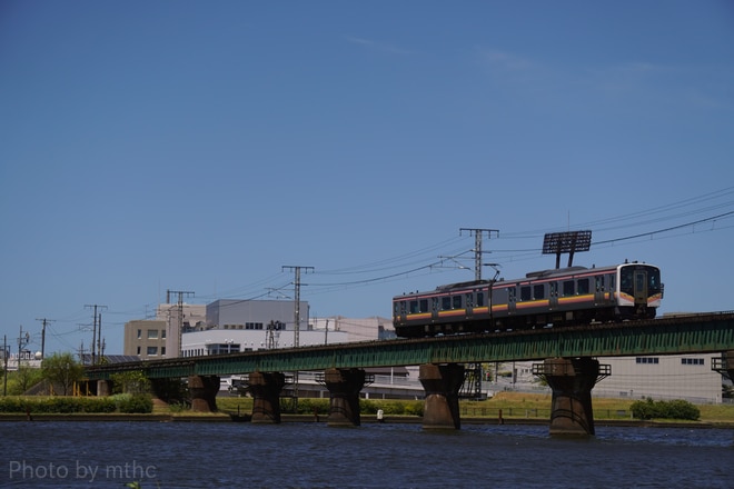 新潟車両センターE129系ニイA6編成を新潟～白山間で撮影した写真