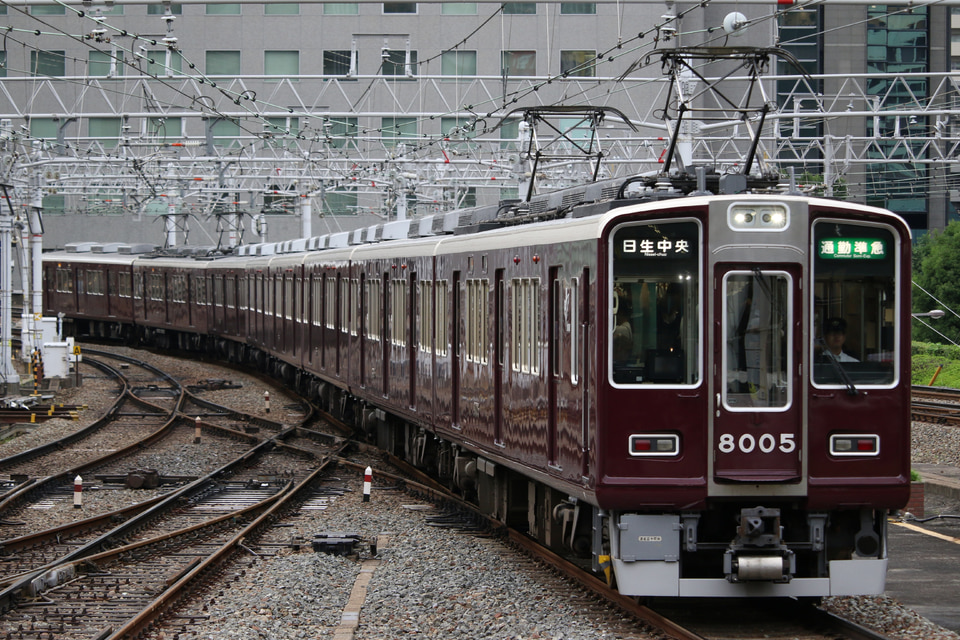 阪急神戸線 宝塚線 8000系 額縁タイプ くの字タイプ - のんてつ