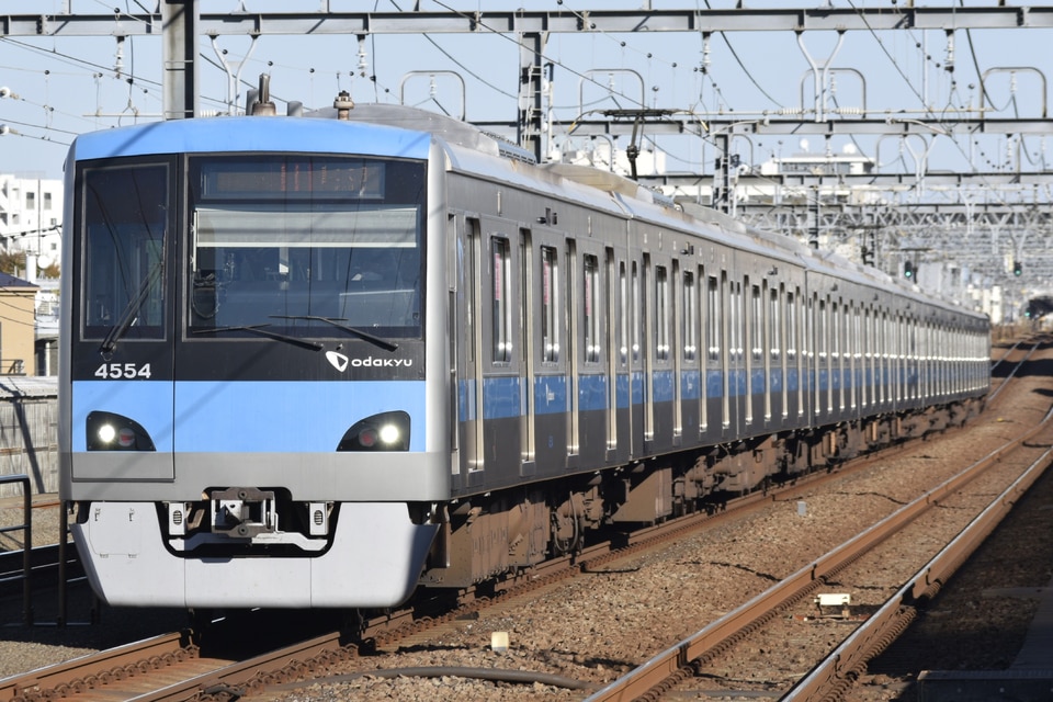 小田急4000形4054×10<br class="br-sp" />(4054F)(4054編成)の写真