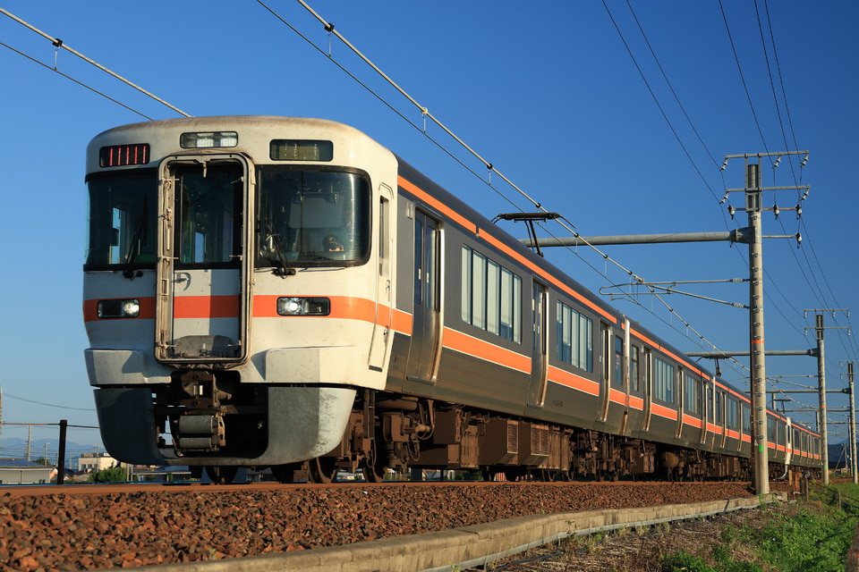 JR海313系カキJ7編成<br class="br-sp" />(J7編成)の写真