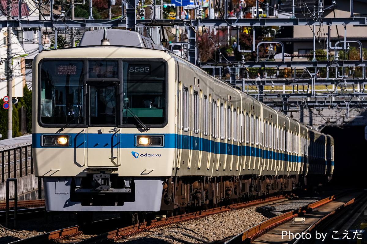 小田急電鉄  8000形 8265F