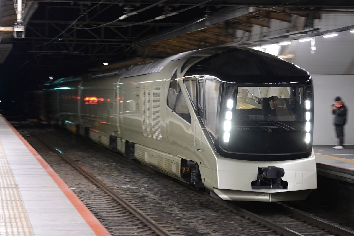 JR東日本 尾久車両センター E001系 