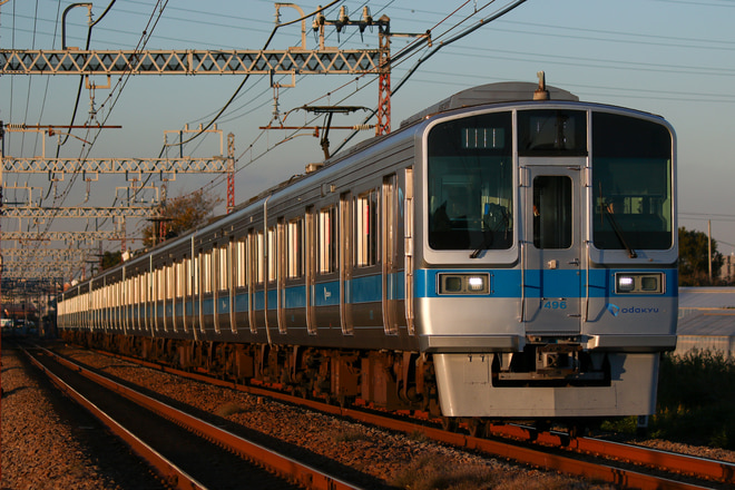 1000形1096編成を六会日大前～善行間で撮影した写真