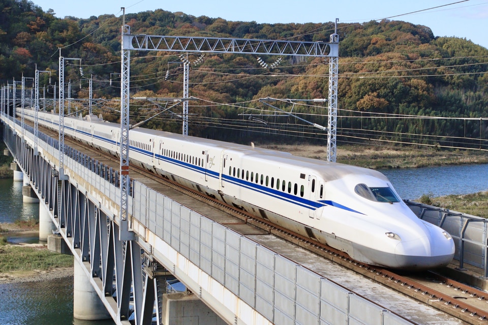 JR海N700SJ28編成の写真