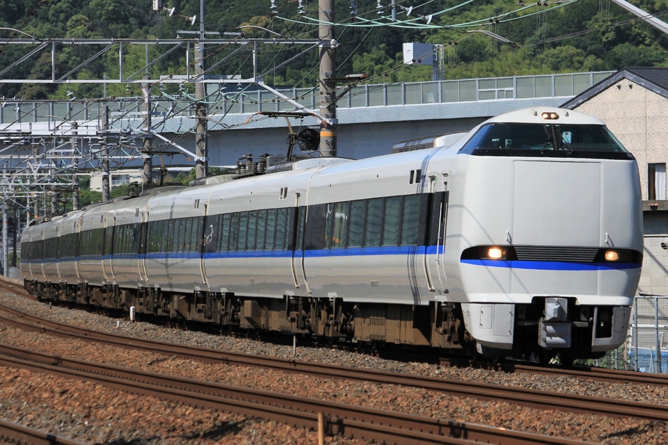 JR西683系B37編成の写真