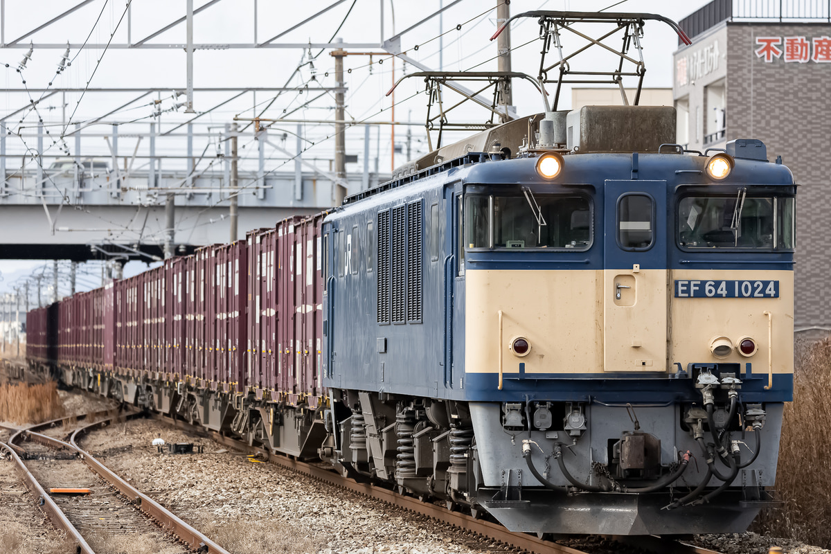 JR貨物  EF64 1024