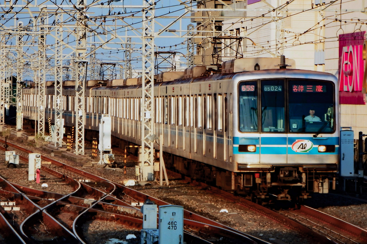 東京メトロ  05系 124F