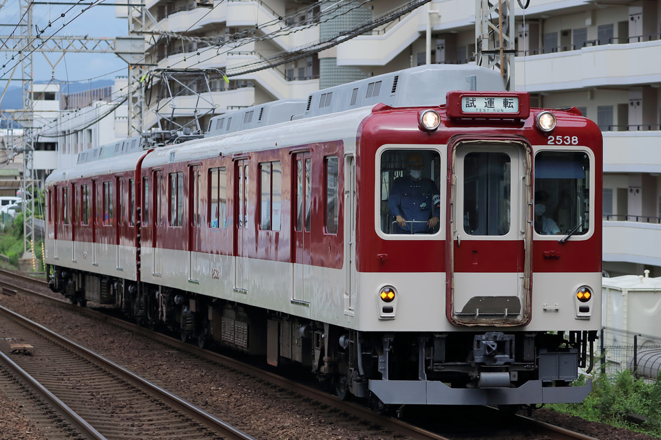 近鉄2430系W38の写真