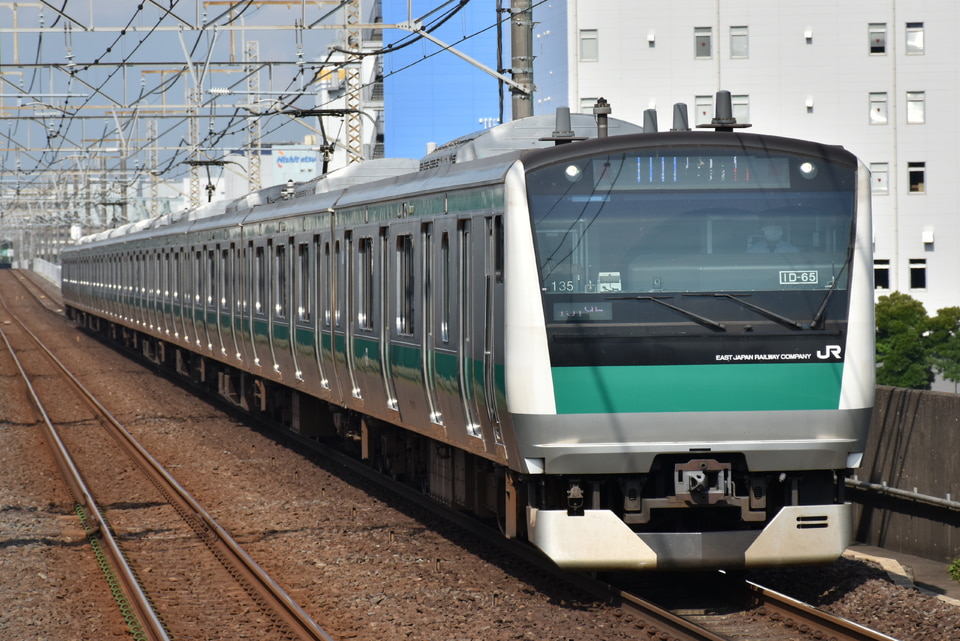 JR東E233系ハエ135編成<br class="br-sp" />(川135編成)(カワ135編成)の写真