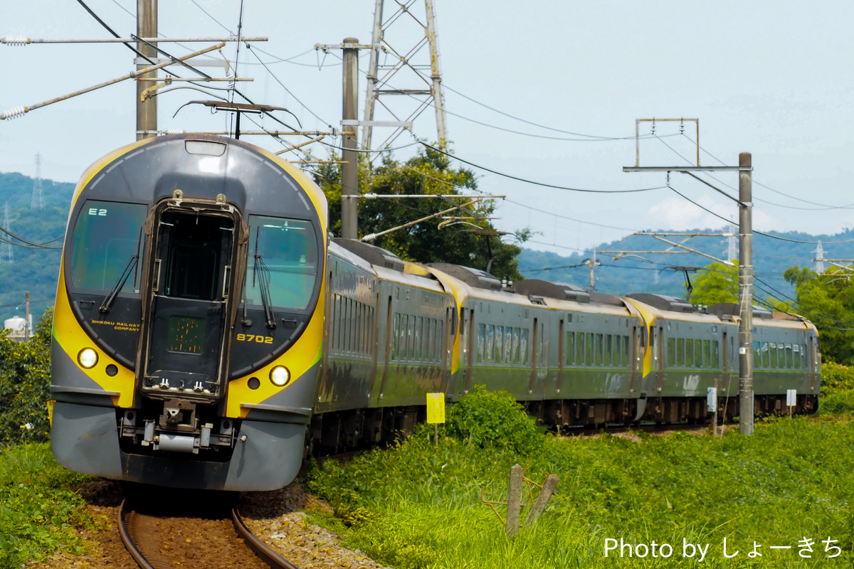 JR四国 松山運転所 8600系 E2編成