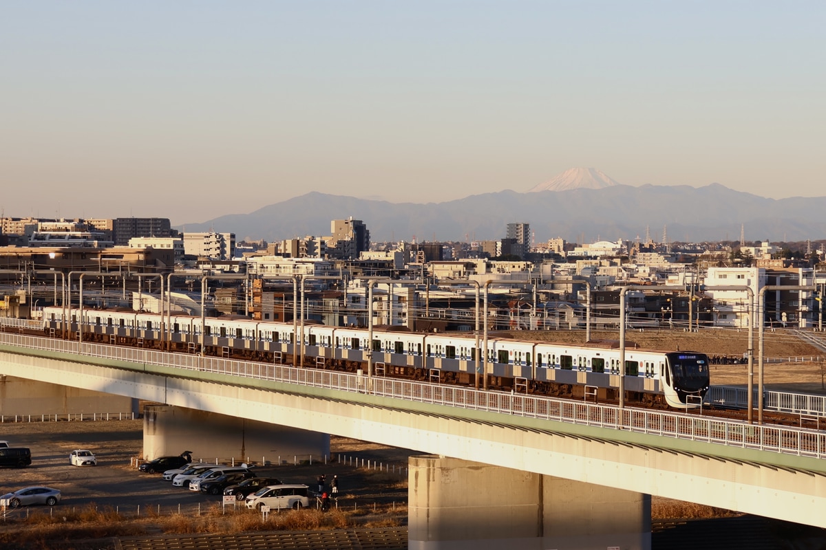 東急電鉄 元住吉検車区 3020系 3123F