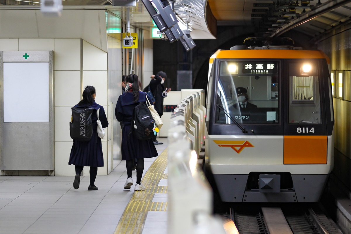 大阪市高速電気軌道 鶴見緑地北車庫 80系 8114F