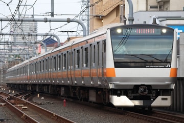 JR東日本e233系トタH58編成を国立駅で撮影した画像