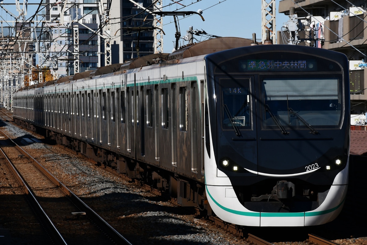 東急電鉄 長津田検車区 2020系 2123F