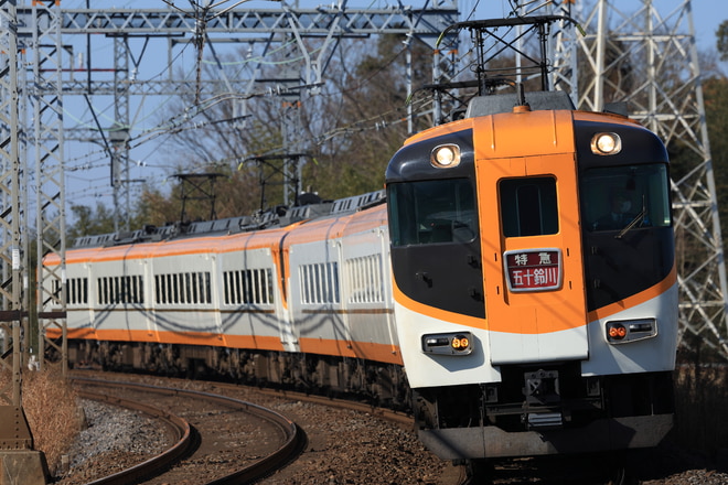 富吉検車区12600系NN52を小俣～宮町間で撮影した写真