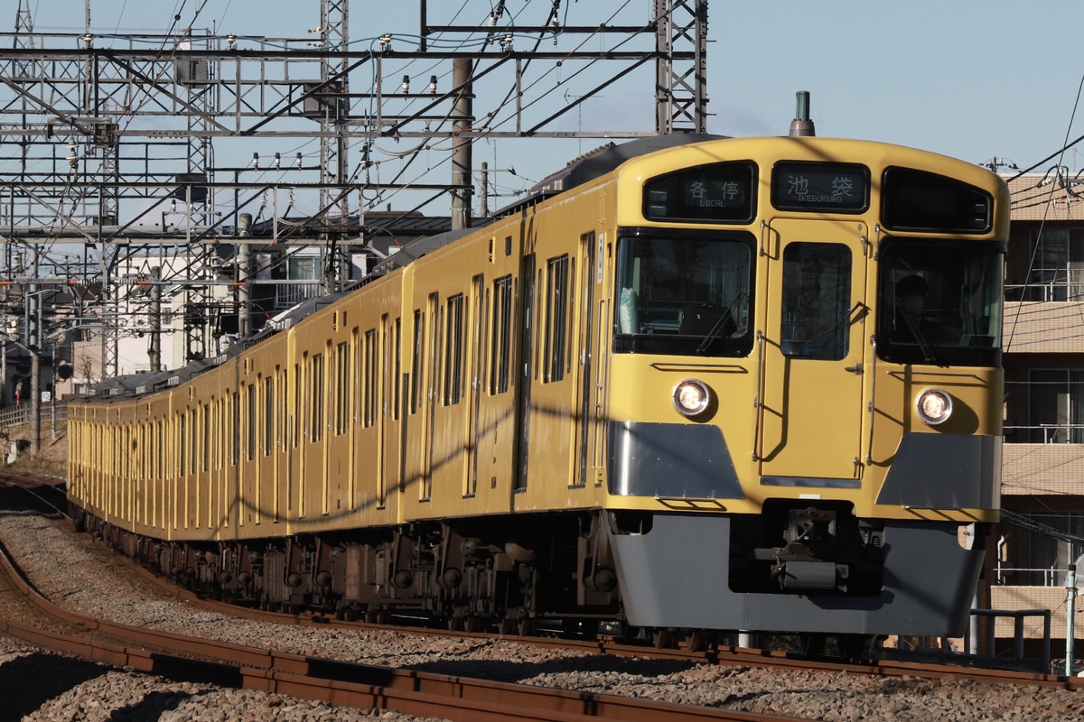 西武鉄道 小手指車両管理所 新2000系 2073F