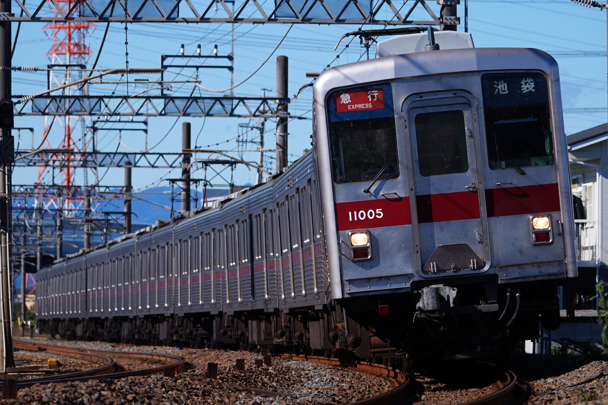 東武鉄道 森林公園検修区 10000型 11005F