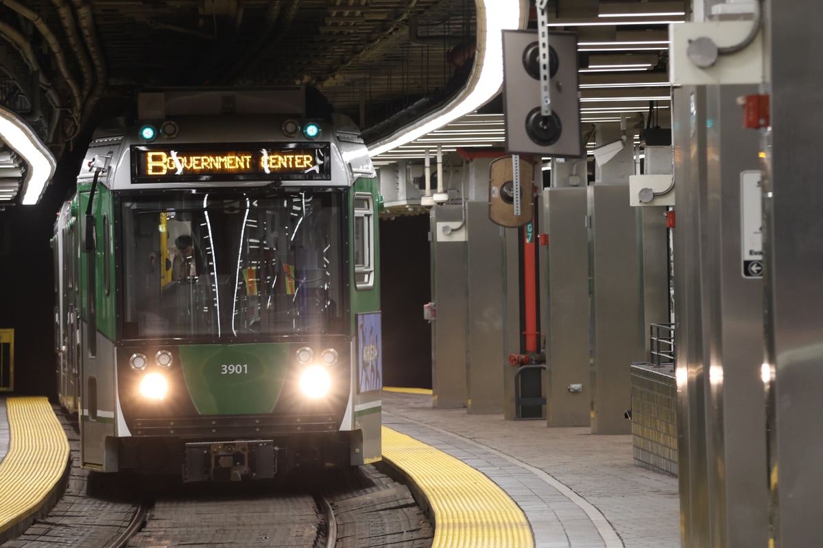 MBTA  Type 9 3901