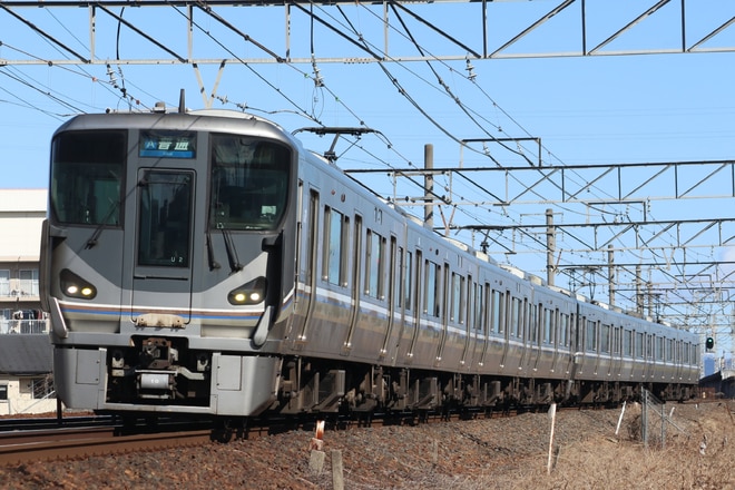 網干総合車両所本所225系ホシU2編成を野洲～守山間で撮影した写真