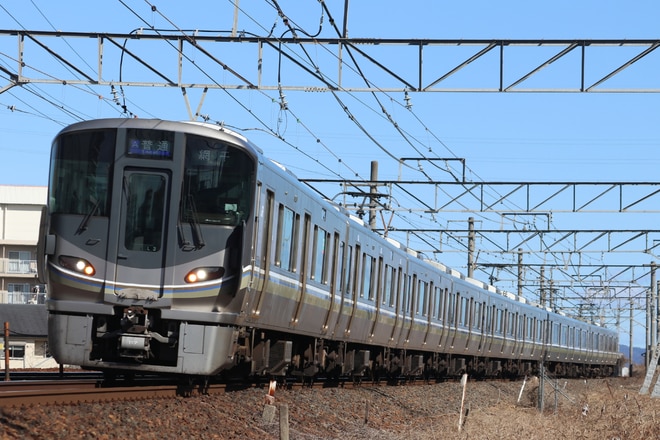 網干総合車両所本所225系ホシL3編成を野洲～守山間で撮影した写真