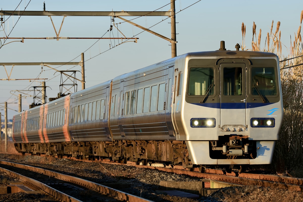 JR四国 松山運転所 8000系 L4編成