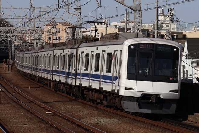 元住吉検車区5050系4105Fを多摩川駅で撮影した写真