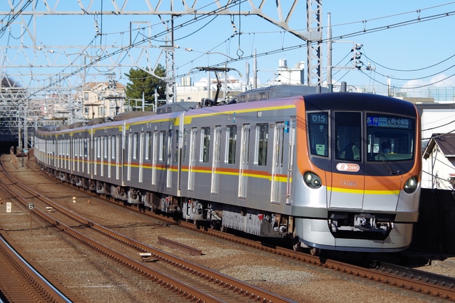 和光検車区17000系17185編成を多摩川駅で撮影した写真