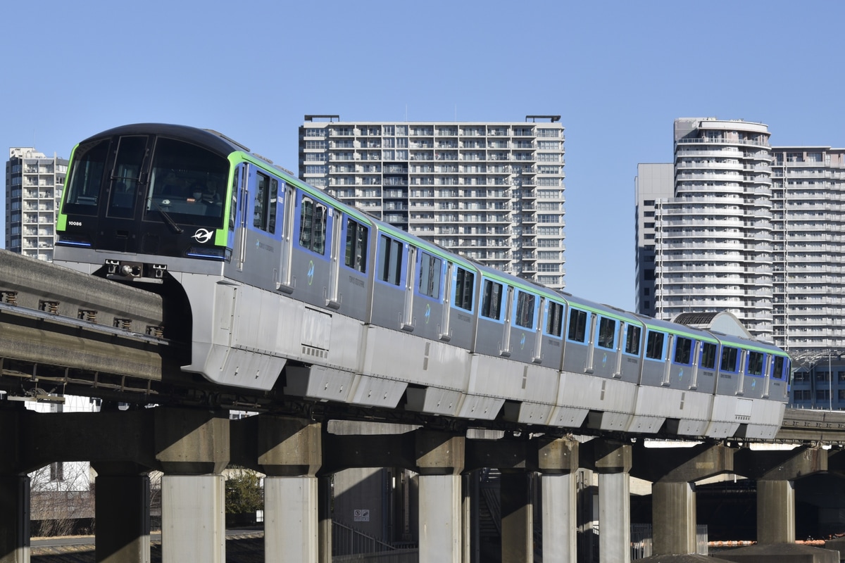 東京モノレール 昭和島車両区 10000形 10081F