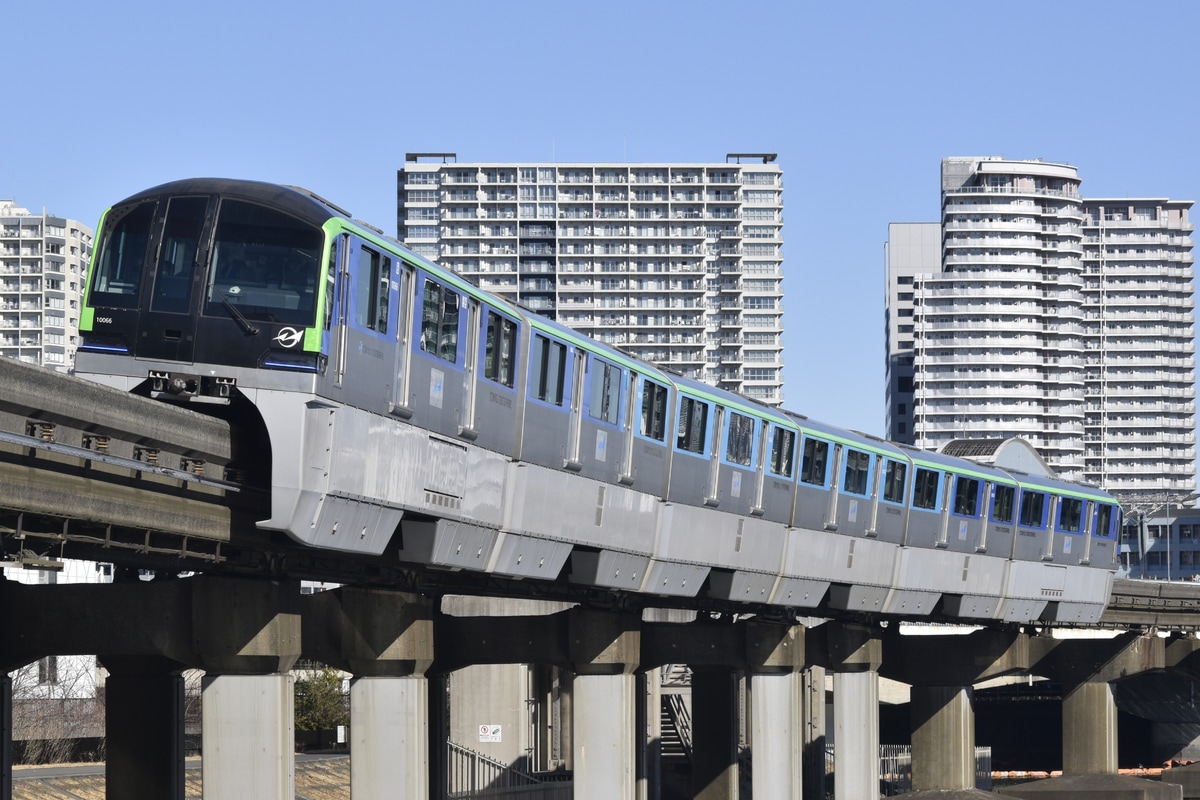 東京モノレール 昭和島車両区 10000形 10061F