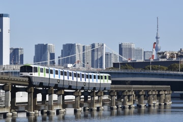 東京モノレール 昭和島車両区 2000形 2021F