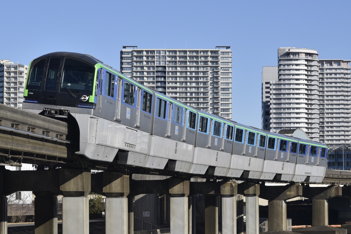 東京モノレール 昭和島車両区 10000形 10061F